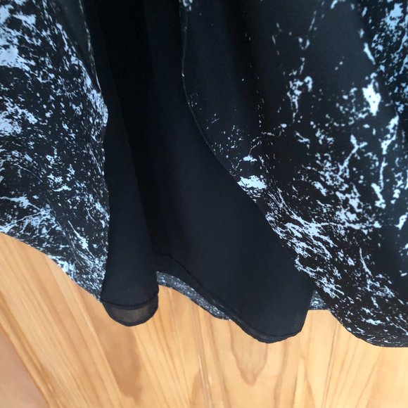 MICHAEL Michael Kors Black and White Sheath Dress - Picture 5 of 7